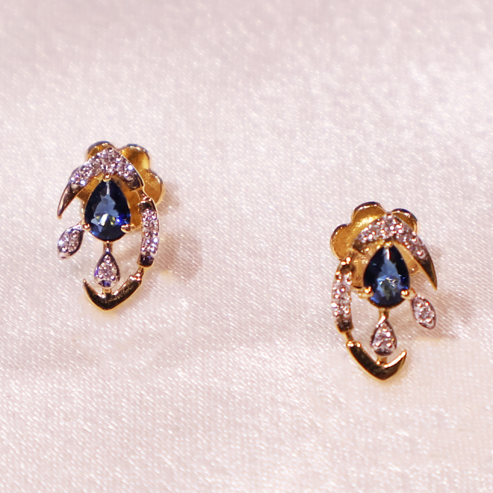 DIAMOND STUD